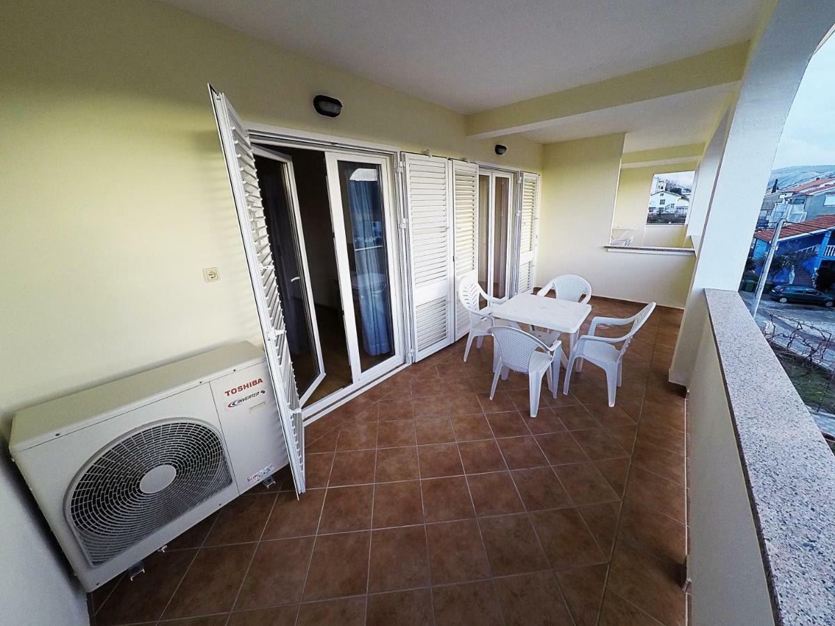 Apartments Piculjan Lopar Exterior foto